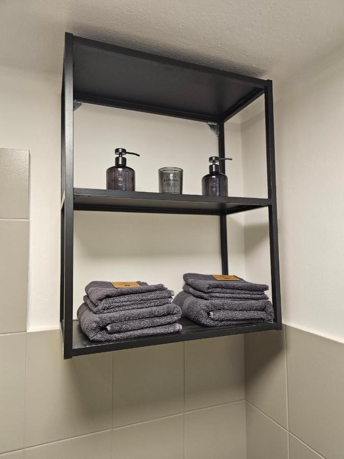 Apartman Opava S Parkovanim Luaran gambar