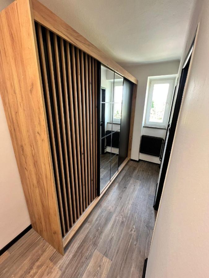 Apartman Opava S Parkovanim Luaran gambar