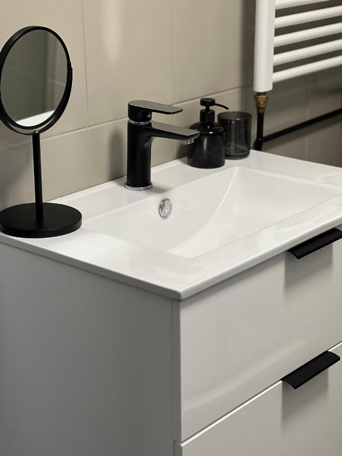 Apartman Opava S Parkovanim Luaran gambar