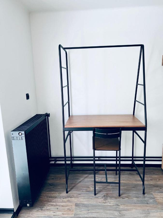 Apartman Opava S Parkovanim Luaran gambar